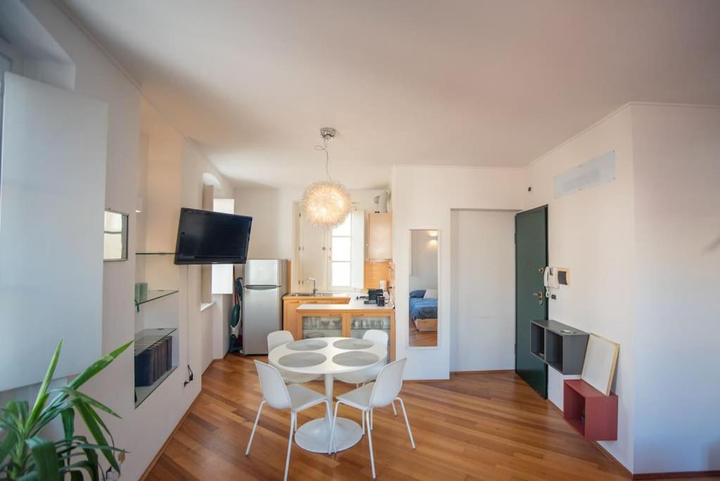 Torretta10 - Studio Apartment Трієст Екстер'єр фото