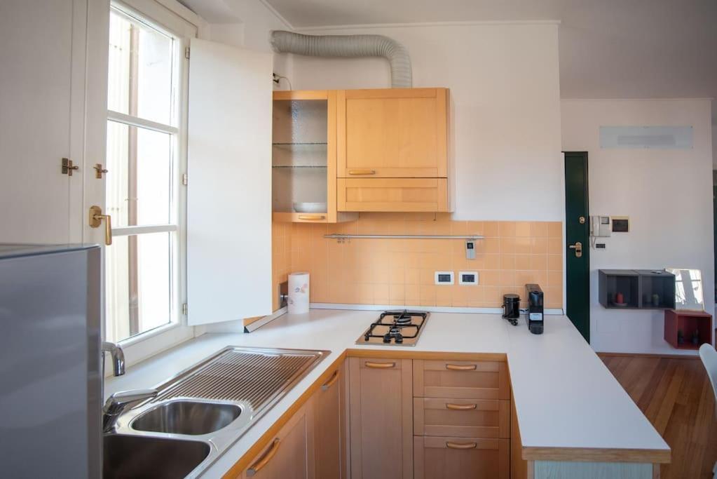 Torretta10 - Studio Apartment Трієст Екстер'єр фото